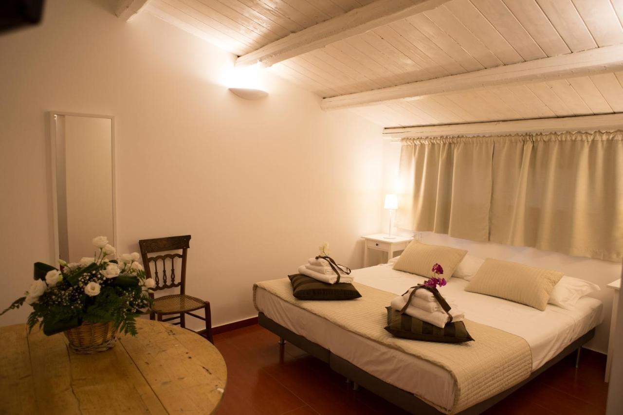 Yhomisus Bed & Breakfast Comiso Eksteriør bilde