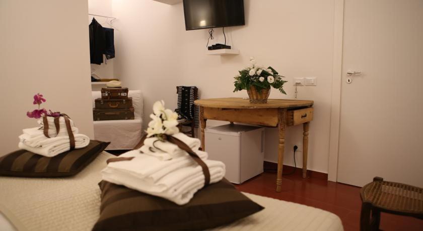 Yhomisus Bed & Breakfast Comiso Eksteriør bilde
